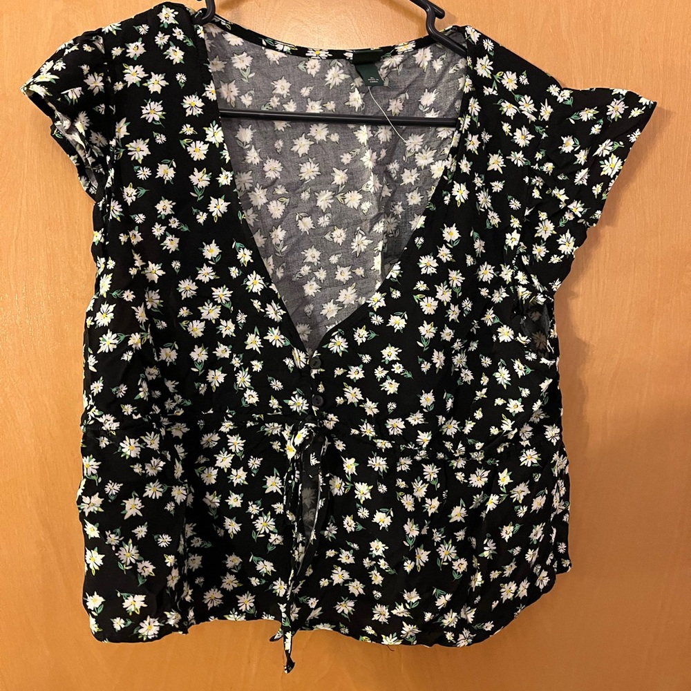 Wild Fable Daisy Floral Flutter Sleeve Crop Top Size XL